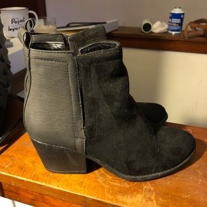 Size 6 booties worn once